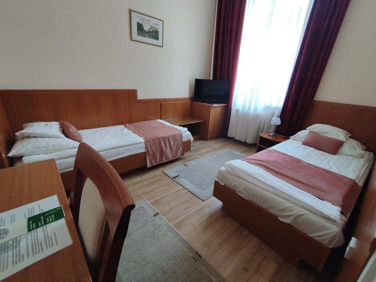 Hotel Pannonia Miskolc Exterior photo